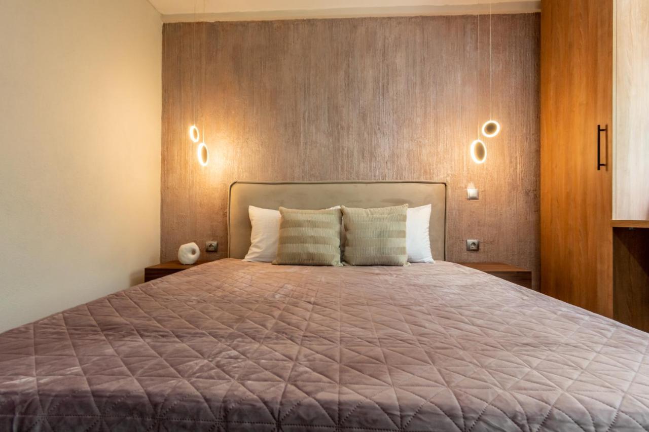 B2 Deluxe Apartments アレクサンドルポリス エクステリア 写真